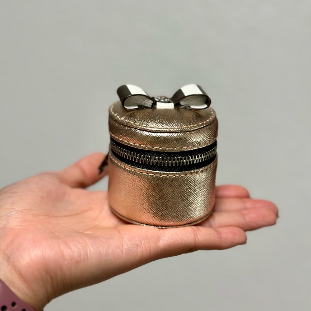 NWT HENRI BENDEL Mini Ring in Rose Gold